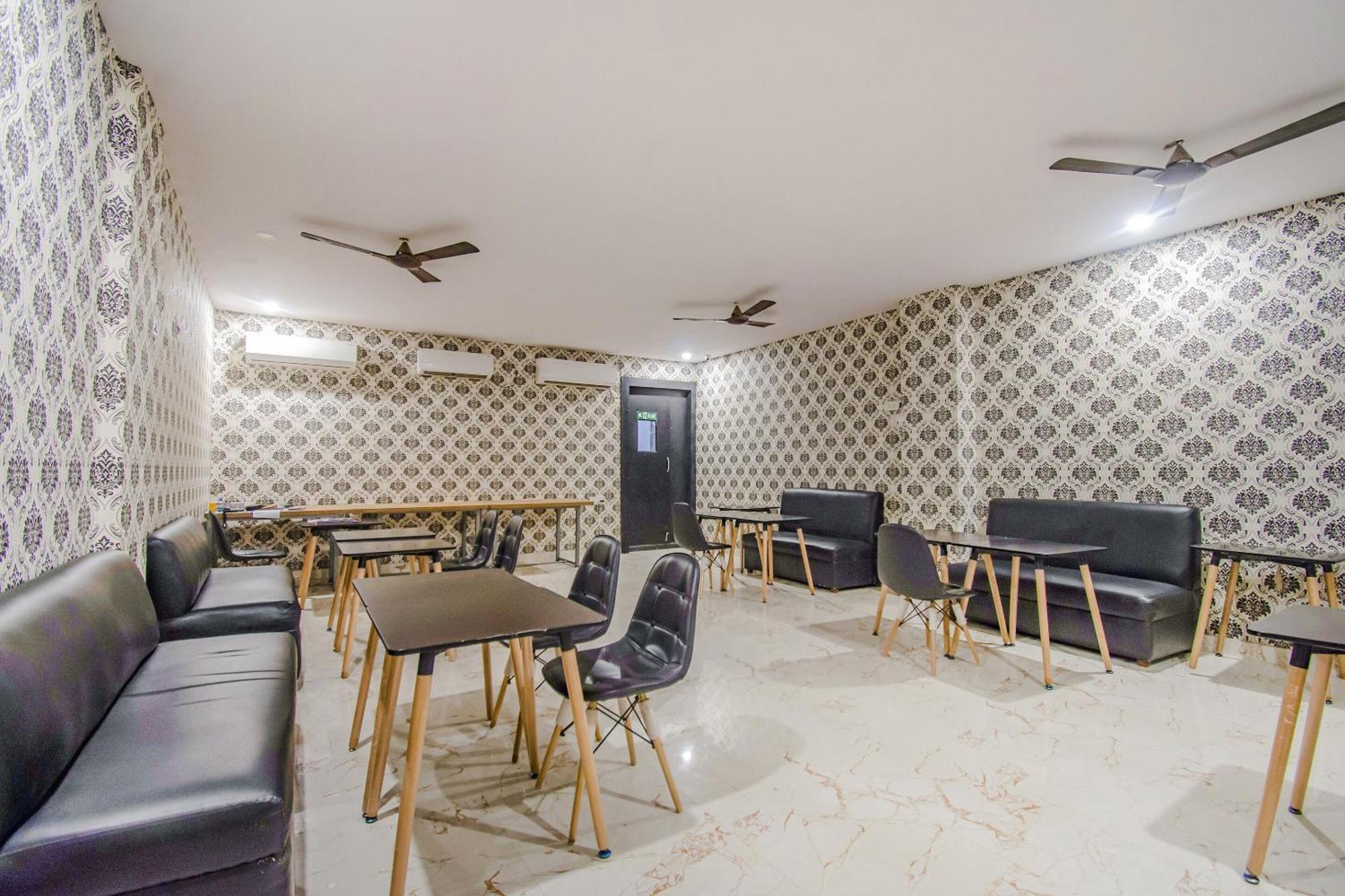 Collection O Mg Guest House Kolkata Bagian luar foto